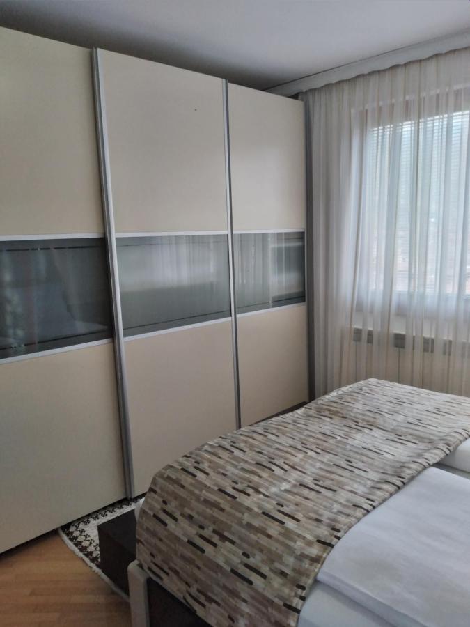 Omar'S View Apartment Szarajevó Kültér fotó