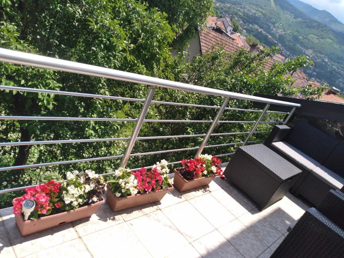 Omar'S View Apartment Szarajevó Kültér fotó